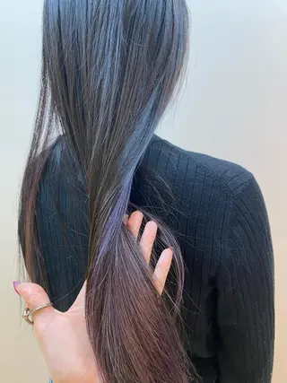 ロング カラー ベージュ/インナー カラー🤍Rieのヘアスタイル