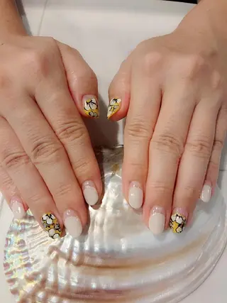 ネイル みー shakushiroのネイルデザイン