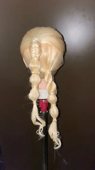 ロング 青木 美樹の眉毛・アイブロウイメージ