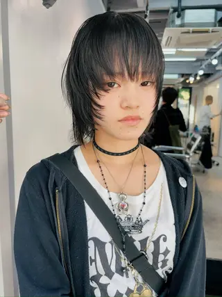 ミディアム zoey警固店所属・シイヤ ハナノのヘアスタイル