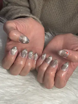 ネイル LAVISH nail salonのネイルデザイン
