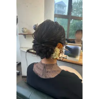 ロング ヘアアレンジ ハイトーン/ ダブルカラー/透明感のヘアスタイル