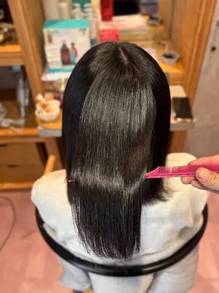 ミディアム merc. 岡村優のヘアスタイル