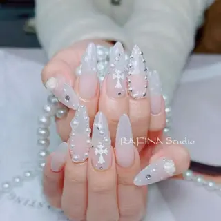 ネイル 桃香 Minaのネイルデザイン