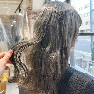 セミロング カラー ☁Neolive .Ayana✂️のヘアスタイル