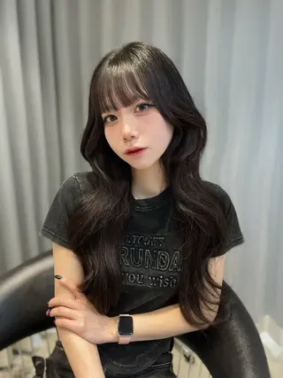 ロング カラー メンズセンターパート 🇰🇷wakanaのヘアスタイル