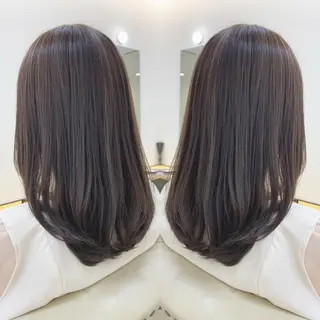 セミロング H所属・H (エイチ) 烏丸御池店のヘアスタイル