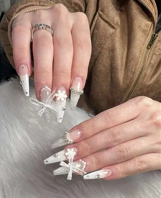 ネイル ZUZU AMEE NAILのネイルデザイン