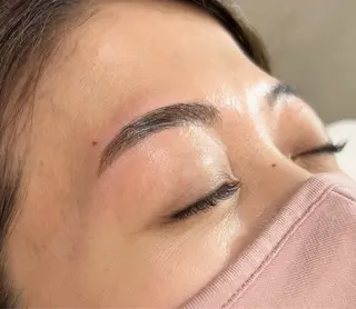 アイブロウ アミューズ MIKIのマツエク・マツパデザイン