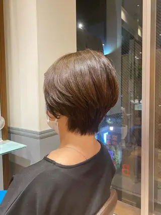 ショート レイヤー/グレージュ メンズパーマのヘアスタイル