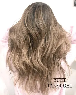 ロング カラー 武内 由貴のヘアスタイル