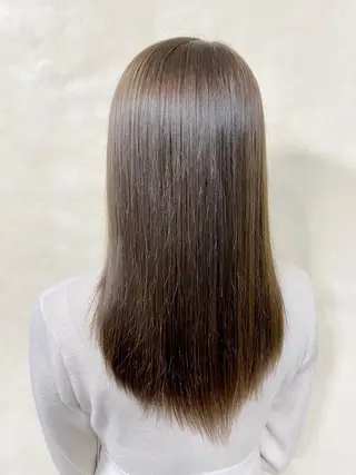 セミロング カラー 髪質改善【縮毛矯正】 美髪ボブを量産する人のヘアスタイル