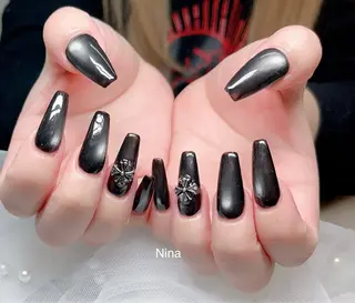 ネイル NiNa ビューティーサロン所属・Ni Naのネイルデザイン