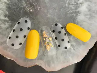 ネイル トップネイリスト Ribbon立川店のネイルデザイン