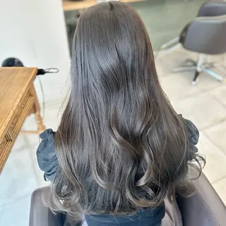 ロング カラー ブリーチなし/レイヤ ー特化🌈Tommyのヘアスタイル