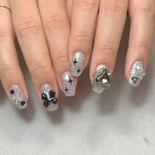 ネイル 𝕄𝔸𝕀 ┊︎unwindのネイルデザイン