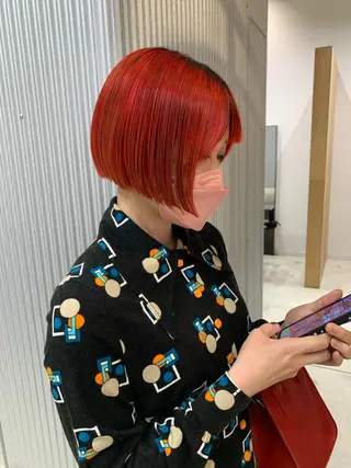 ショート カラー ヘアアレンジ yuka .のヘアスタイル