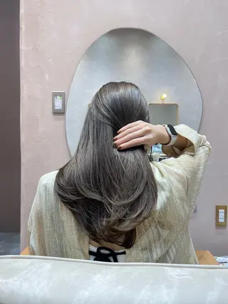 ロング カラー 阿久津真衣 似合わせカットのヘアスタイル
