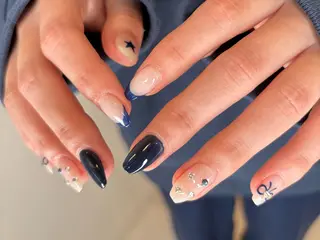 ネイル moi nail ˙⋆.˚のネイルデザイン