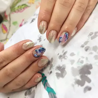 ネイル 《カメレオン》 西田美輝のヘアスタイル