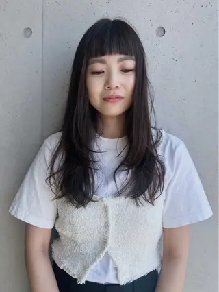 ロング 前野 日奈のヘアスタイル
