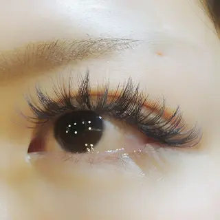 マツエク・マツパ ノーファンデの樹所属・宇治 名帆子のマツエク・マツパデザイン