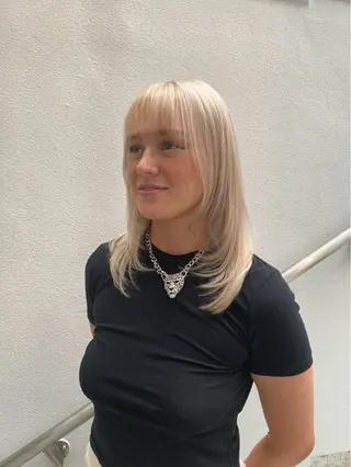 セミロング レイヤー/艶髪/ 髪質改善/YUYAのヘアスタイル