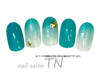 ネイル 矢川 まどかのネイルデザイン