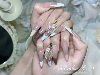 ネイル E.N🦋 長さ出し/持ち込みのネイルデザイン