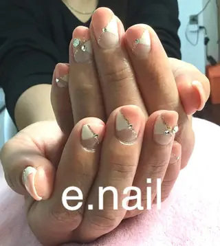 ネイル e.nail所属・和賀井 恵理のネイルデザイン