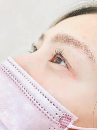 マツエク・マツパ 村上 由紀のヘアスタイル