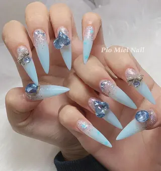 ネイル HANA 長さだしのネイルデザイン