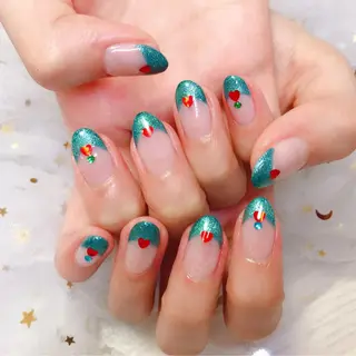 カラー ネイル Q Free nailsのネイルデザイン