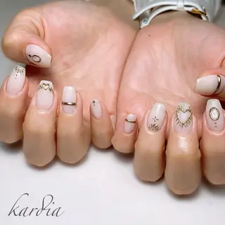 ネイル καρδιά -ｶﾙﾃﾞｨｱ-のネイルデザイン