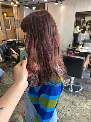 ミディアム レイヤー 👩🏻‍🦰Moeのヘアスタイル