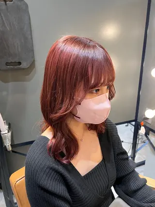 セミロング カラー ノイシキ サキのヘアスタイル