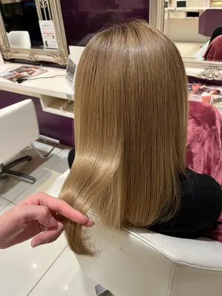 ミディアム カラー 村橋 葵緒のヘアスタイル