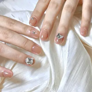 ネイル RAFFINE haru🦋🩵のネイルデザイン