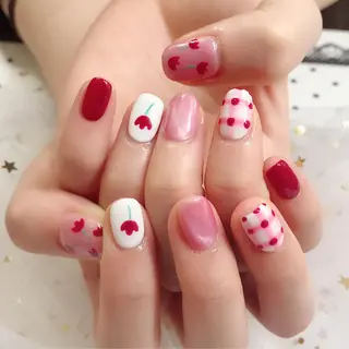 カラー ネイル Q Free nailsのネイルデザイン