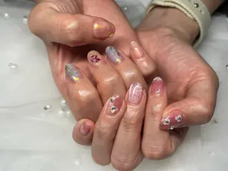 ネイル フットケアサロン　Raffine所属・Raffine misatoのネイルデザイン