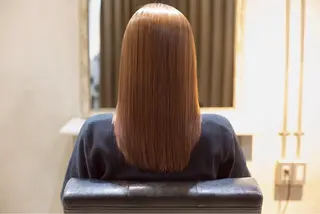 セミロング 髪質改善専門サロンDRAN森ノ宮店所属・KUZUYA RIKAKOのヘアスタイル