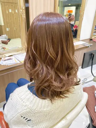 セミロング カラー 古川 琴美のヘアスタイル
