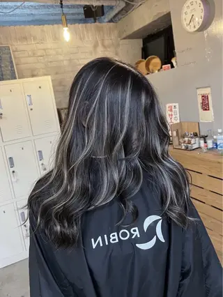 セミロング カラー ROBIN所属・指名数No.1 /NAOYAのヘアスタイル