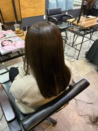 セミロング カラー 帆華 Ciyonのヘアスタイル