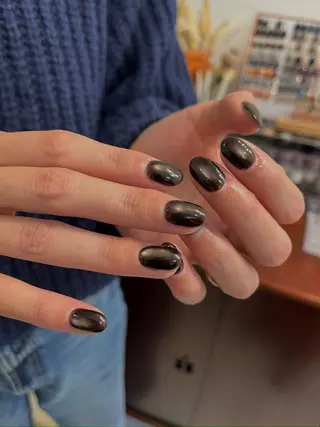 ネイル mano+所属・砂田 はるかのネイルデザイン