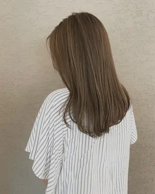 ミディアム カラー ミディアム特化 /透明感カラーmoeのヘアスタイル