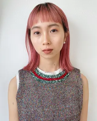 ミディアム カラー Loom.所属・村上雅人 ナチュラルモードのヘアスタイル