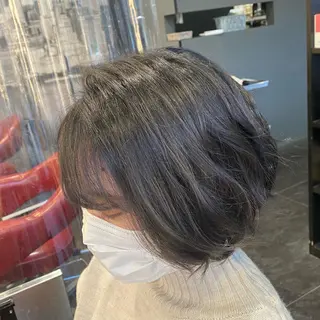 ショート カラー ブリーチカラー/ 岩破瑞希のヘアスタイル