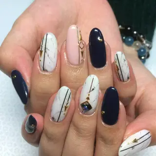 ネイル VIOLUS所属・VIOLUS 関目のネイルデザイン