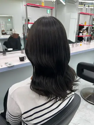 セミロング カラー お客様満足No.1 🌈Neneのヘアスタイル